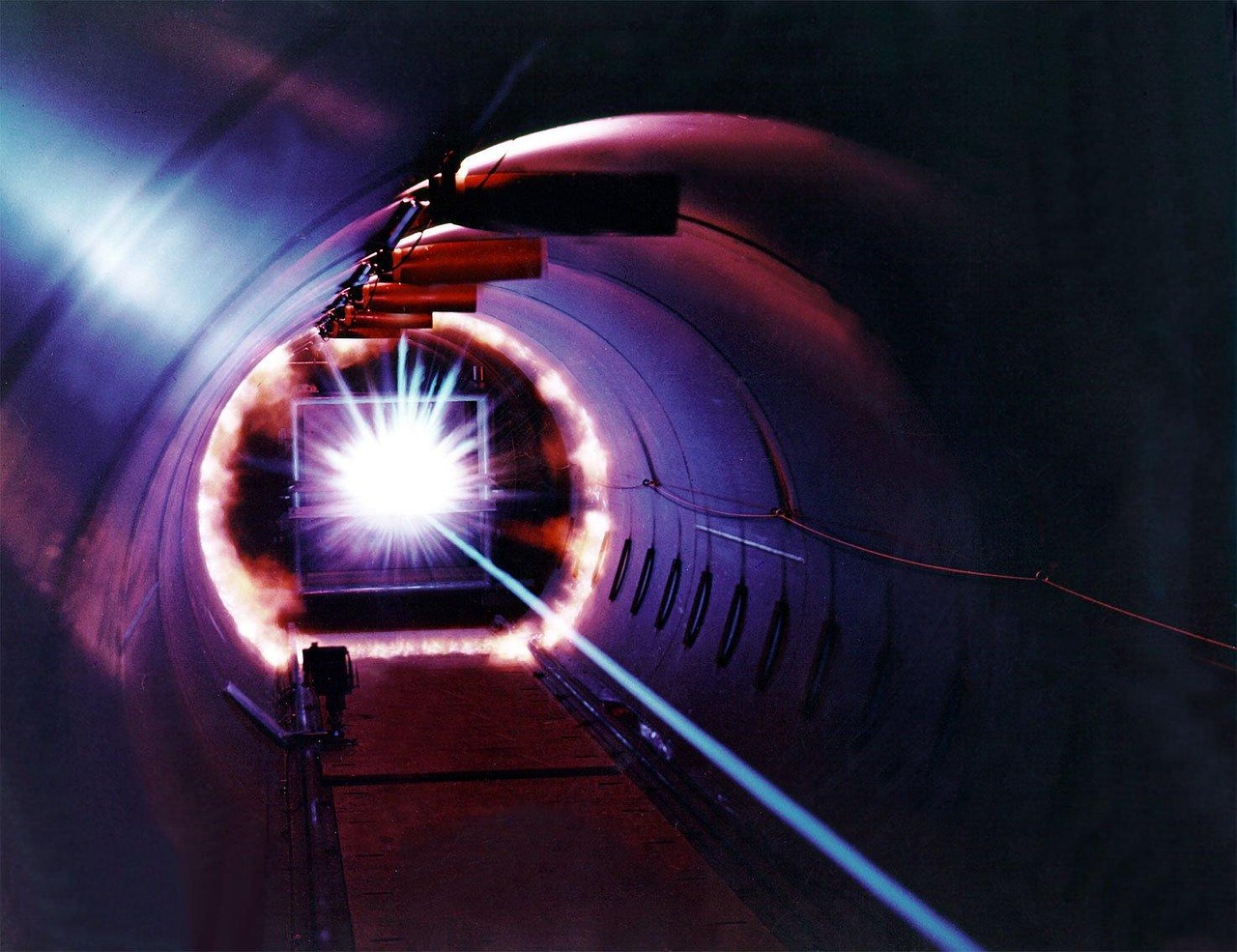 Mikro-Wormhole-Generator